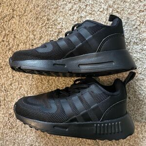 New Black Toddler Adidas Shoes SZ 8k